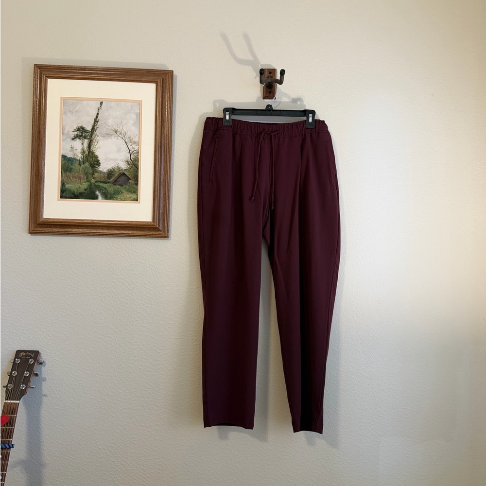 Old Navy “Billie” Pleated Trouser Pants